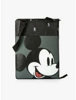New 👏 Disney Mickey Vista Blanket 😉